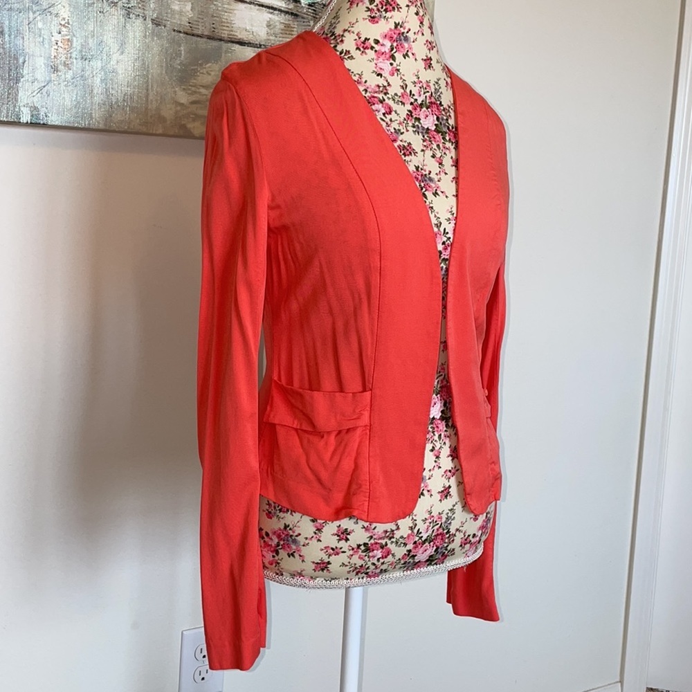 ✨Guess blazer size medium - Picture 2 of 5
